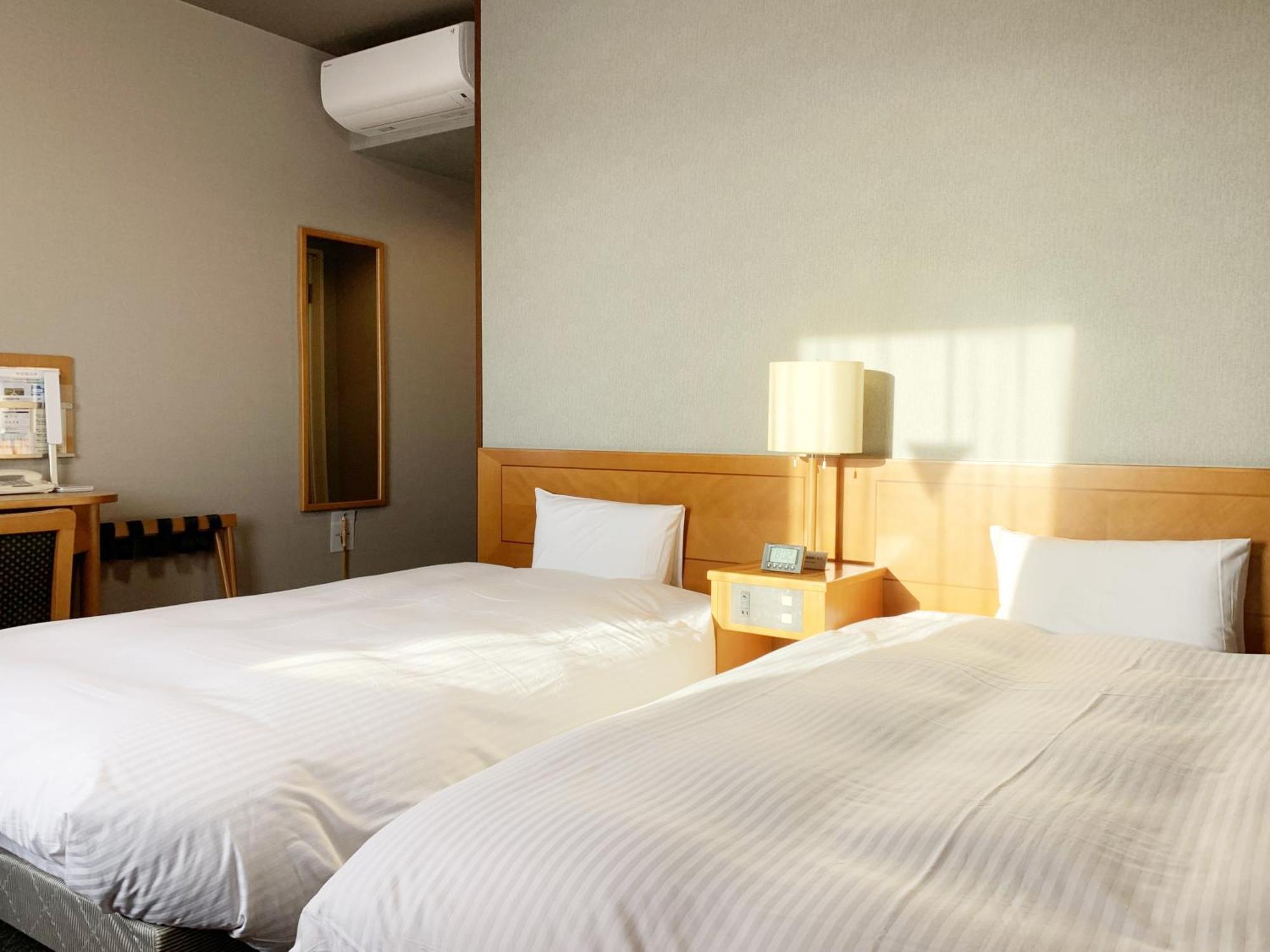 Hotel Route-Inn Nakatsu Ekimae Exterior foto